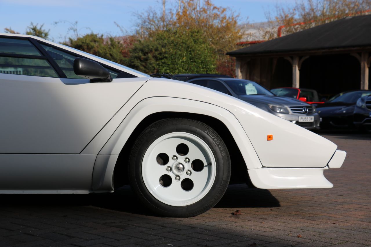 Used Lamborghini Countach 5000S for Sale at Simon Furlonger