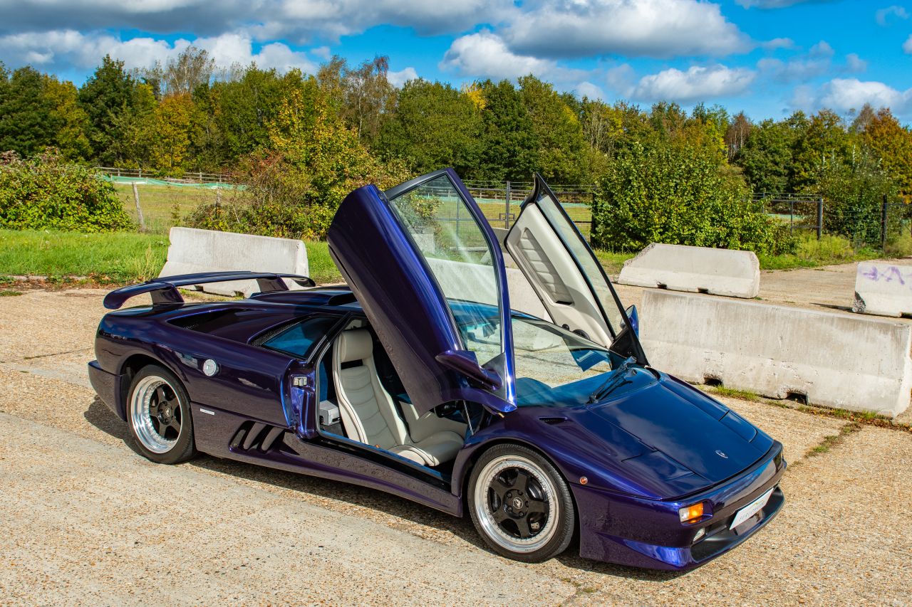 Used Lamborghini DIablo SV-VVT for Sale at Simon Furlonger