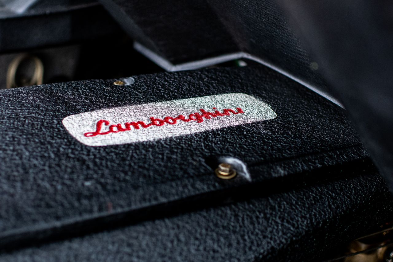 Used Lamborghini Countach 25th Anniversary for Sale at Simon Furlonger
