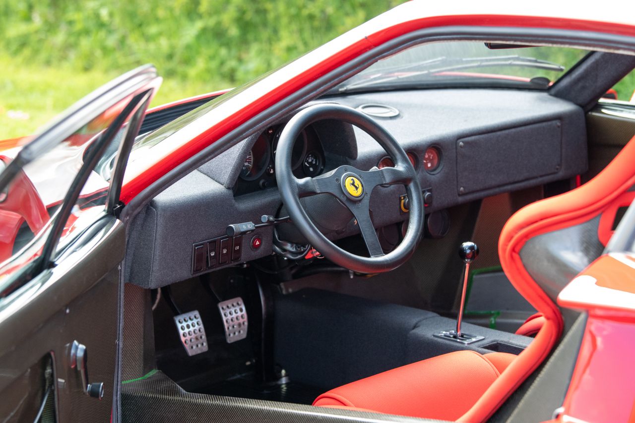 Used Ferrari F40 - U.K. Supplied - Non Cat/Non Adj for Sale at Simon Furlonger