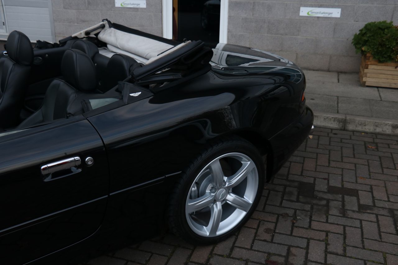 Used Aston Martin DB7 Vantage Volante for Sale at Simon Furlonger