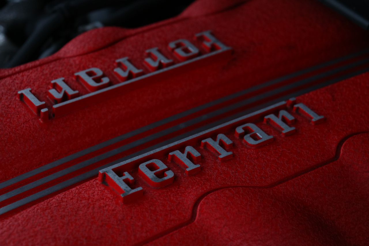 Used Ferrari California - Speciale Handling Package for Sale at Simon Furlonger