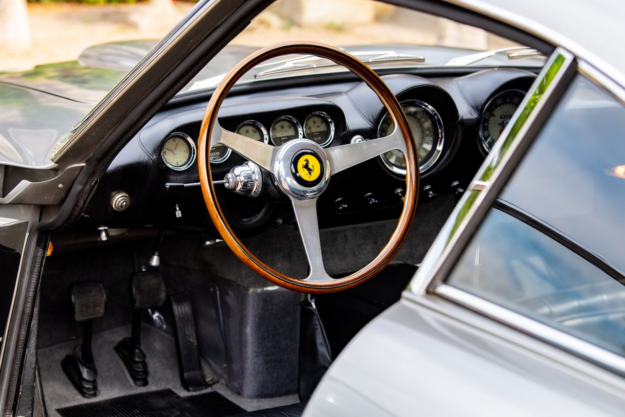 Used Ferrari 250 GT Lusso - Classiche Certification  for Sale at Simon Furlonger